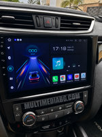 Android навигация, монтирана в таблото на Nissan Qashqai J11 2013-2017, изглед към централната конзола