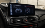 Инсталирана Android мултимедия в BMW 5 F10 F11 F12  2011-2016 CIC NBT, изглед към таблото и екрана
