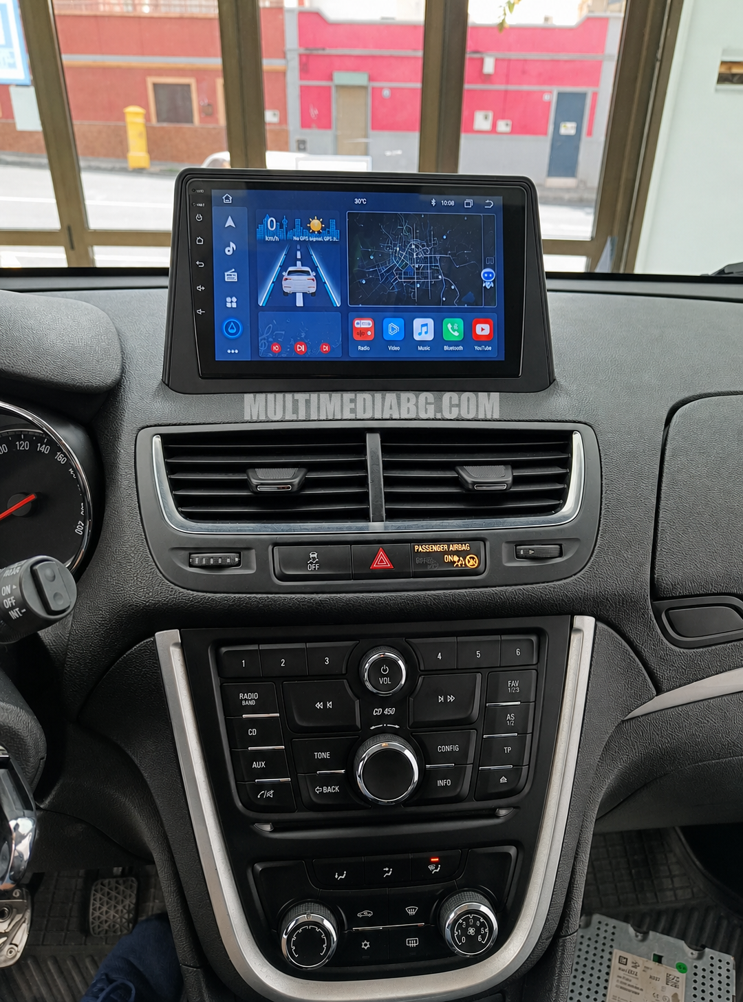 Android мултимедийна система, инсталирана в таблото на Opel Mokka 2012-2016