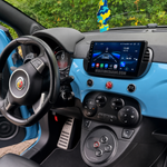 Android навигация, монтирана в таблото на Fiat 500 2007-2015, изглед към централната конзола