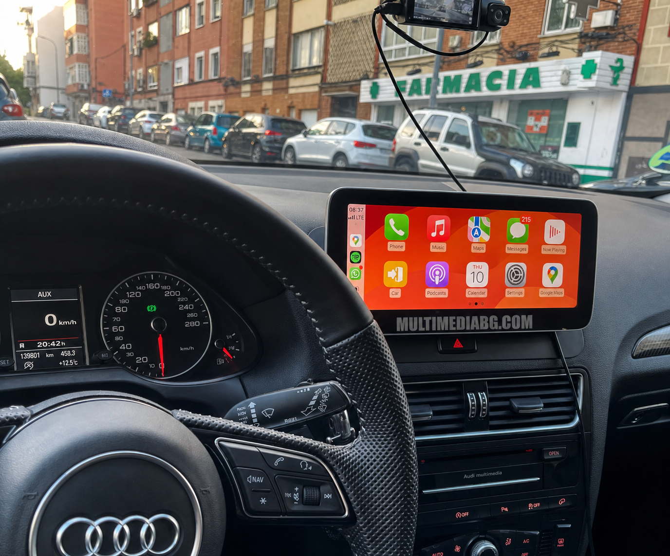 Android навигация, монтирана в таблото на Audi Q5  10.25" (2009-2016) 10.25", изглед към централната конзола