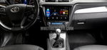Android навигация, монтирана в таблото на Toyota Avensis T27 Gen 3  2015 - 2018, изглед към централната конзола