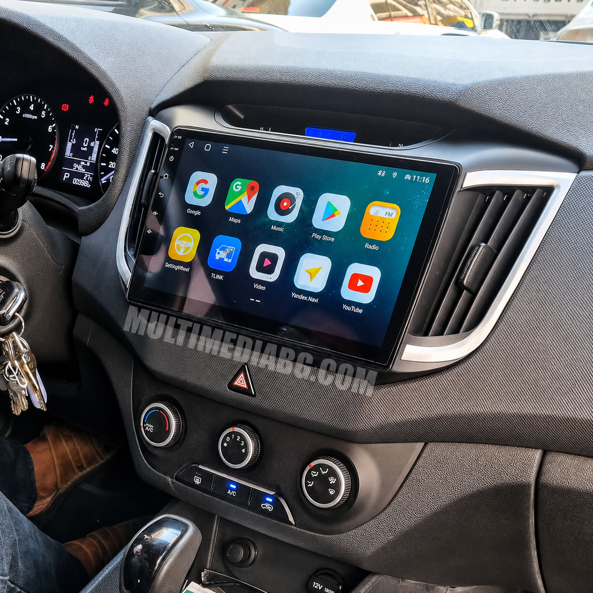 Инсталирана Android мултимедия в Hyundai IX25 2015–2019, изглед към централната конзола.