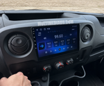 Монтирана Android мултимедия за Nissan NV400 – реален изглед в автомобила – изглед 3
