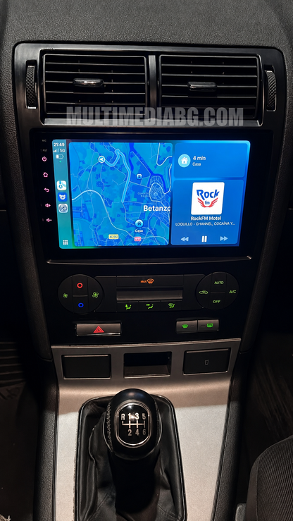 Android навигация, монтирана в таблото на Ford Mondeo 3 2004 - 2007, изглед към централната конзола