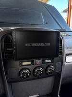 Централното табло на Suzuki Grand Vitara  2003 - 2006 с инсталирана Android навигация