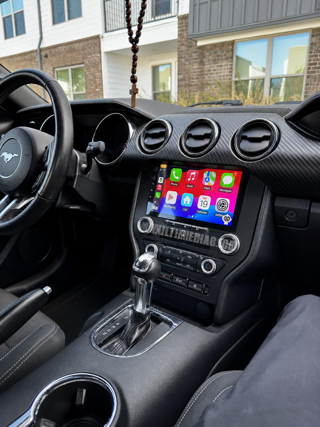 Инсталирана Android мултимедия в Ford Mustang 2015 - 2021, изглед към таблото и екрана