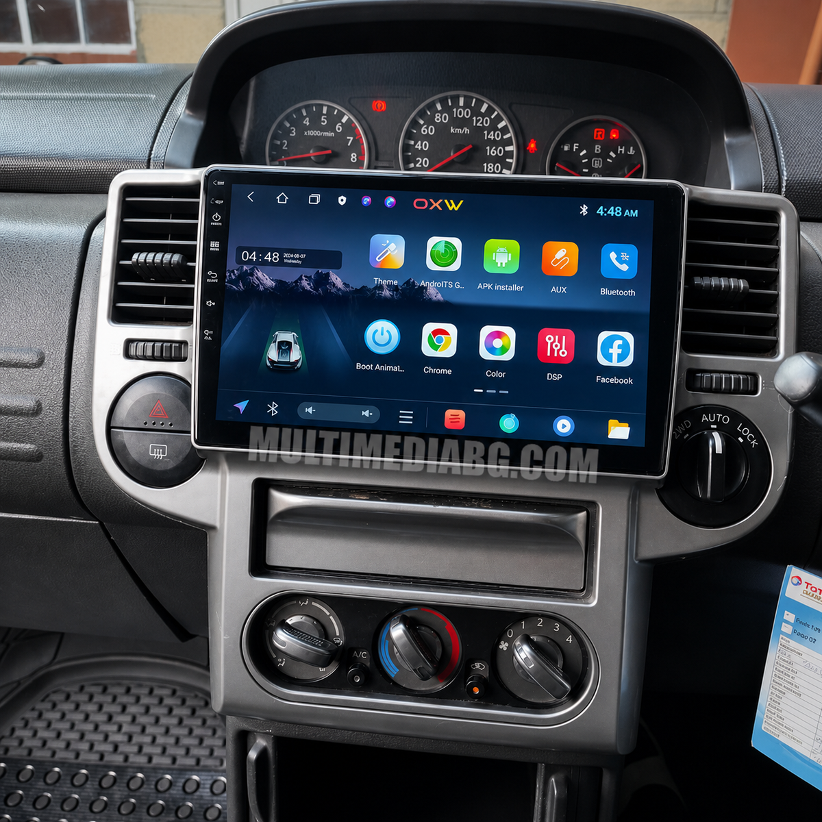 Android навигация, монтирана в таблото на Nissan X-TRAIL 2003-2007, изглед към централната конзола
