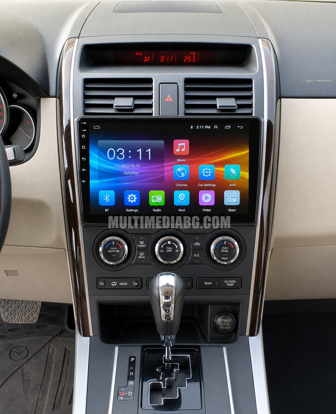 Android навигация, монтирана в таблото на Mazda CX-9 2007-2015, изглед към централната конзола