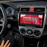 Централното табло на Honda City 2008-2013 с инсталирана Android навигация