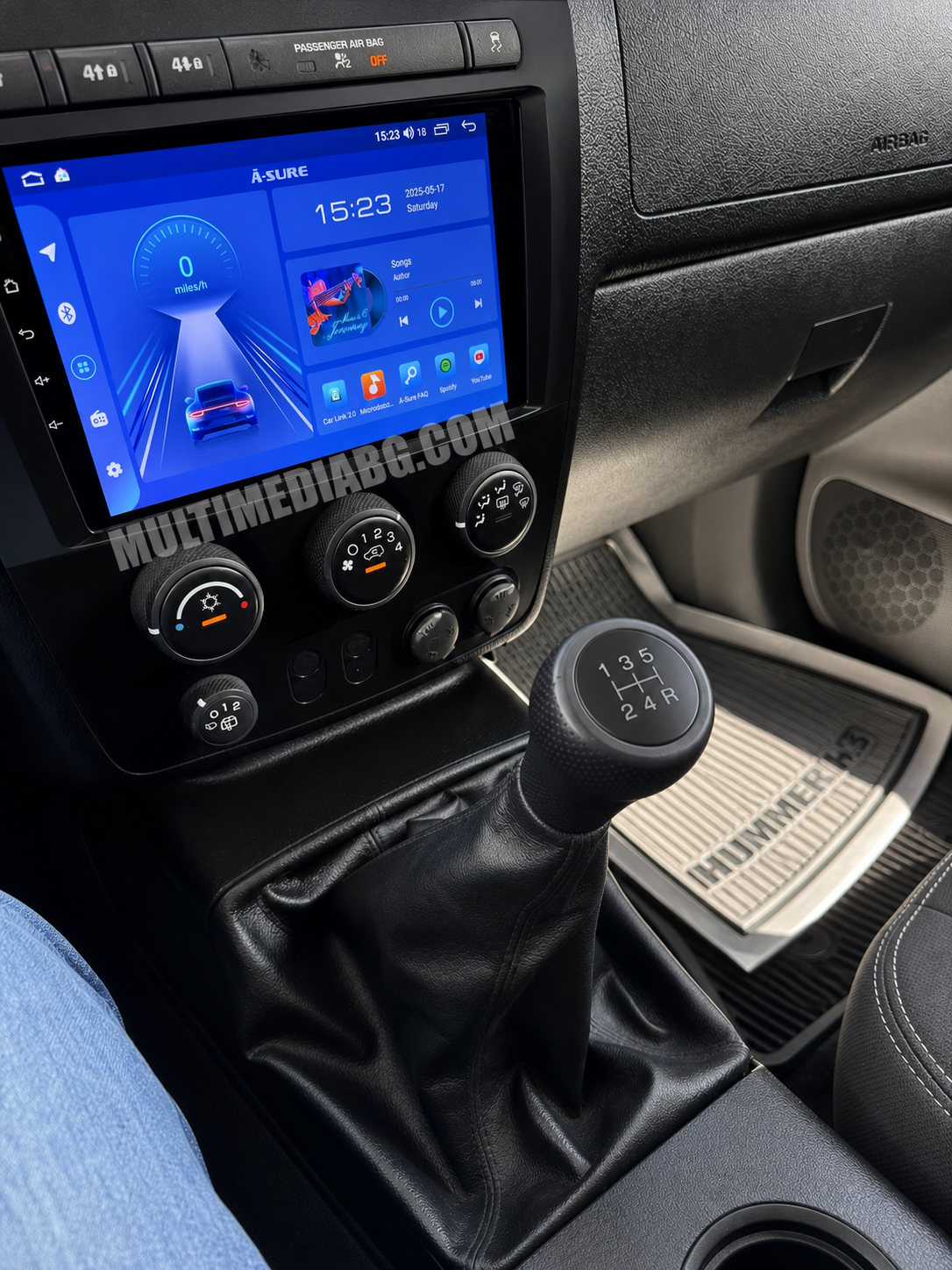 Монтирана Android мултимедия за Hummer H3 2005 - 2010, интегрирана в автомобилното табло