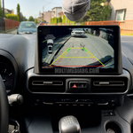 Централното табло на Citroen Berlingo 3 2018-2024 с инсталирана Android навигация