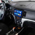 Монтирана Android навигация в SsangYong Actyon 2011–2013, общ изглед към интериора.