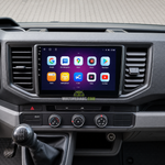 Инсталирана Android мултимедия в Volkswagen Crafter 2017-2021, изглед към таблото и екрана