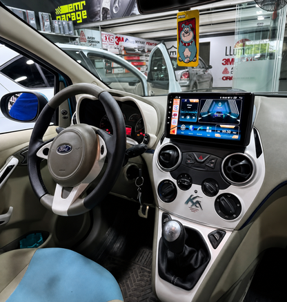 Централното табло на Ford KA 2008-2014 с инсталирана Android навигация