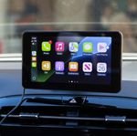 7-инчов смарт екран Wireless CarPlay и Android Auto