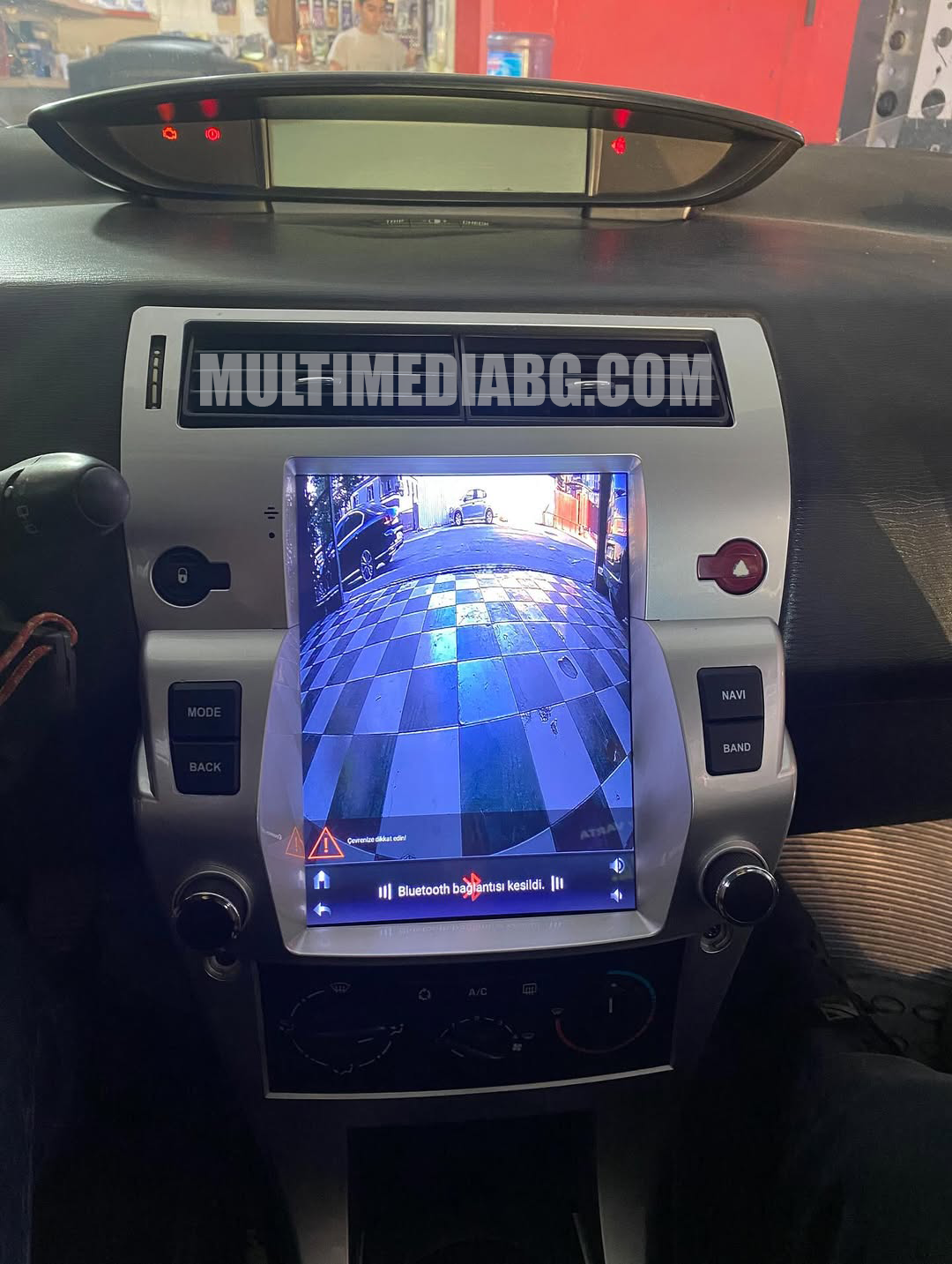 Монтирана Android мултимедия за Citroen C4 – реален изглед в автомобила – изглед 3