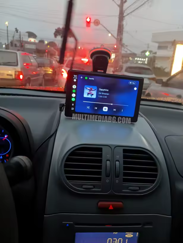 7-инчов смарт екран Wireless CarPlay и Android Auto