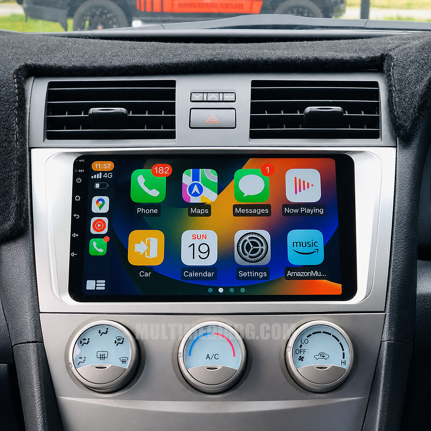 Монтирана Android мултимедия за Toyota Camry – реален изглед в автомобила – изглед 1